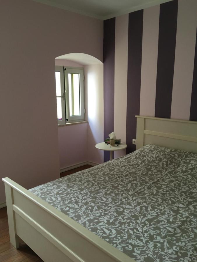 רייקה Little Yellow House מראה חיצוני תמונה